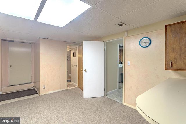 7 WHITE BEECH CT, Ewing, NJ 08618