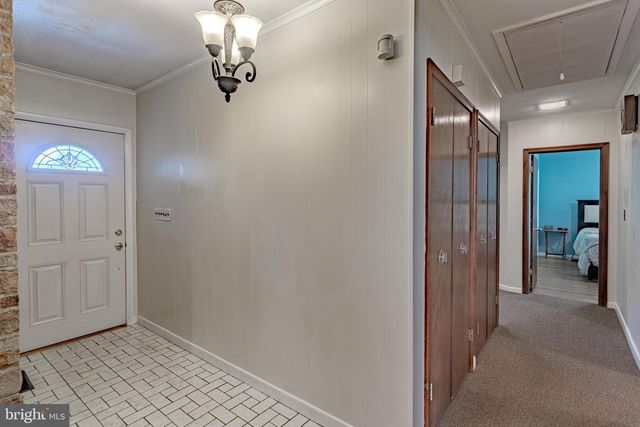 7 WHITE BEECH CT, Ewing, NJ 08618
