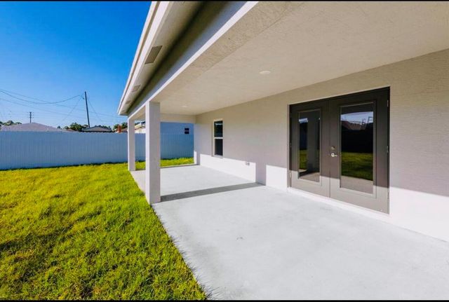 2372 SW Import Drive 2372, Port St. Lucie, FL 34953