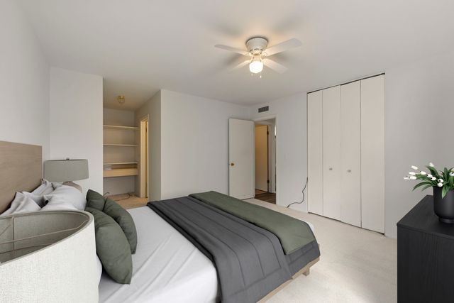 700 Wellington Avenue 110, Elk Grove Village, IL 60007