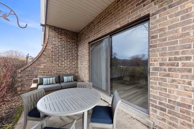 700 Wellington Avenue 110, Elk Grove Village, IL 60007