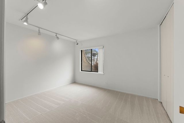 700 Wellington Avenue 110, Elk Grove Village, IL 60007