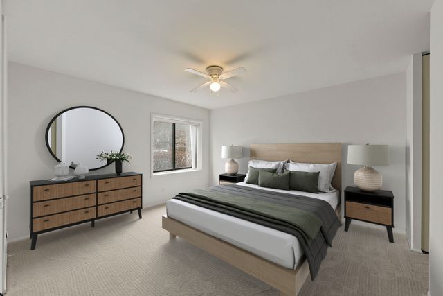 700 Wellington Avenue 110, Elk Grove Village, IL 60007