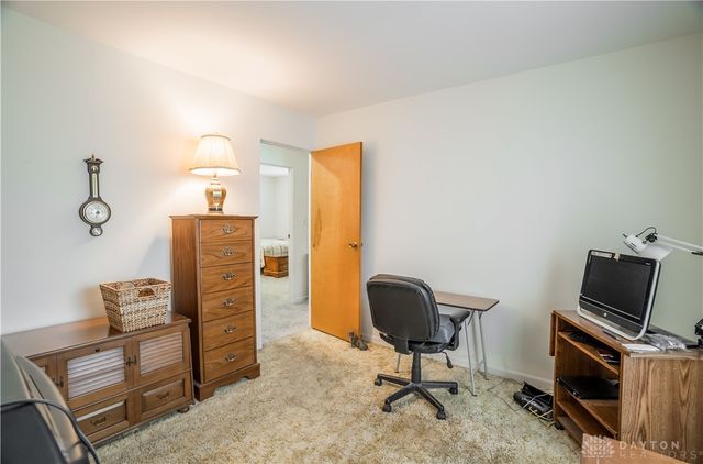 1182 Park Forest Drive, Vandalia, OH 45377