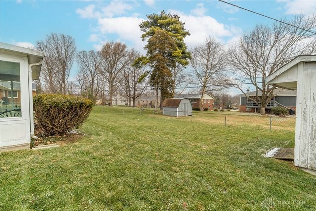 1182 Park Forest Drive, Vandalia, OH 45377