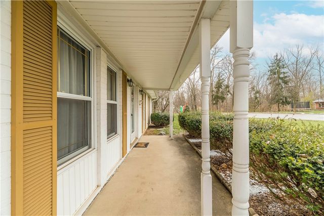 1182 Park Forest Drive, Vandalia, OH 45377