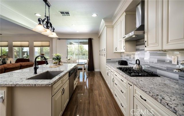 38653 Falkirk Drive, Murrieta, CA 92563