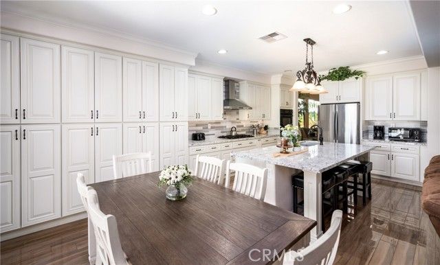 38653 Falkirk Drive, Murrieta, CA 92563