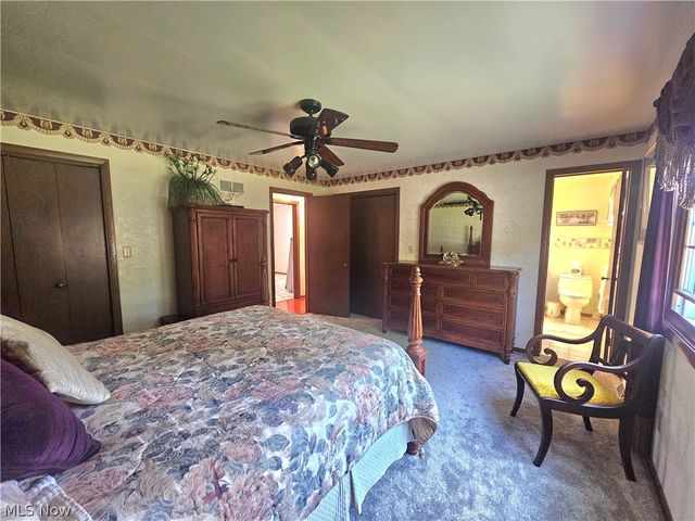 8394 Four Seasons Trail, Poland, OH 44514