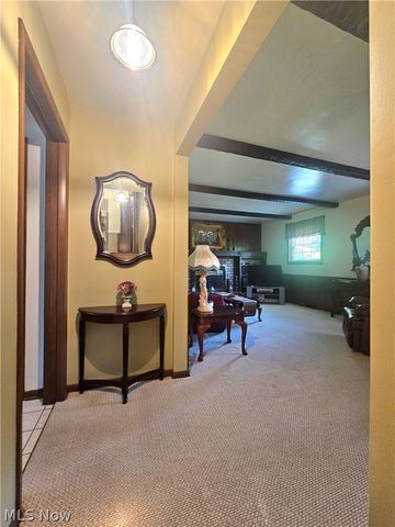 8394 Four Seasons Trail, Poland, OH 44514