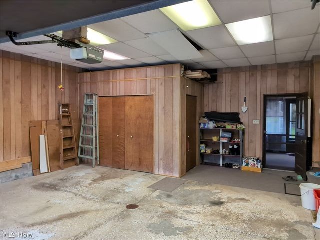8394 Four Seasons Trail, Poland, OH 44514