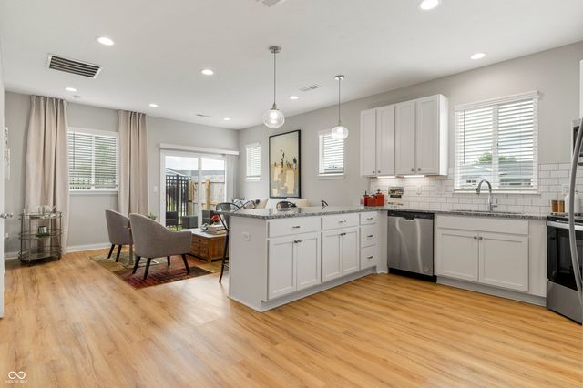 3845 Stallion Street 036, Whitestown, IN 46075