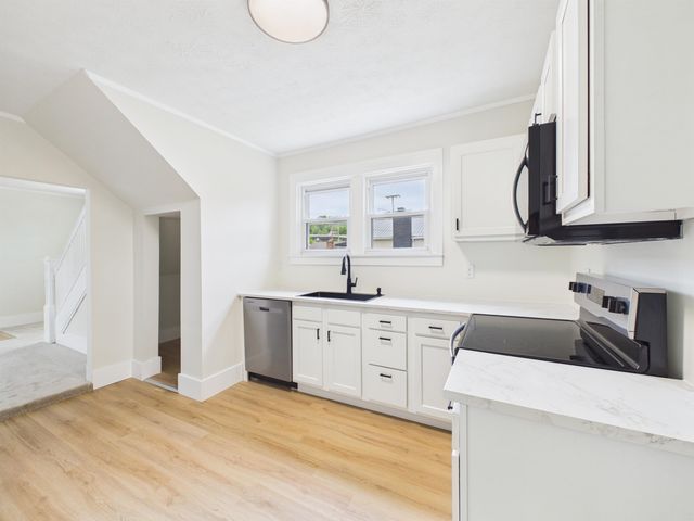 4320 Hughes Street, Huntington, WV 25704