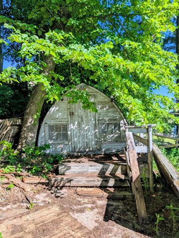 13800 Linden Tree Road, Grasston, MN 55030