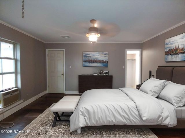 111 Weeks Drive, Youngsville, LA 70592