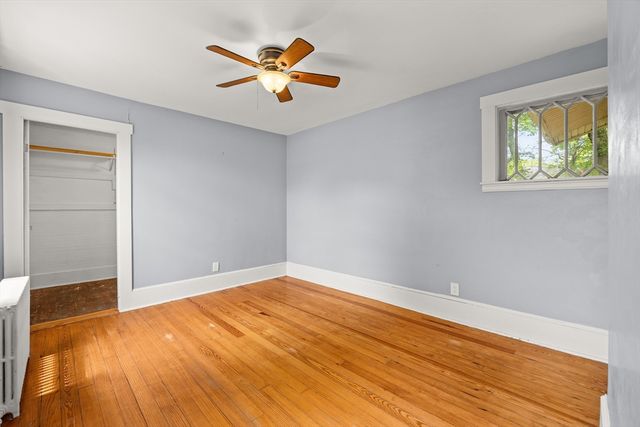 955 Middle Rd, Acushnet, MA 02743
