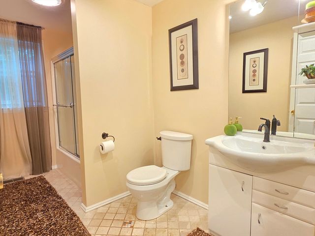 84 W Union St, Ashland, MA 01721
