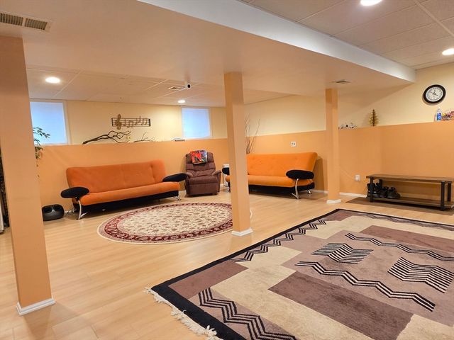 84 W Union St, Ashland, MA 01721