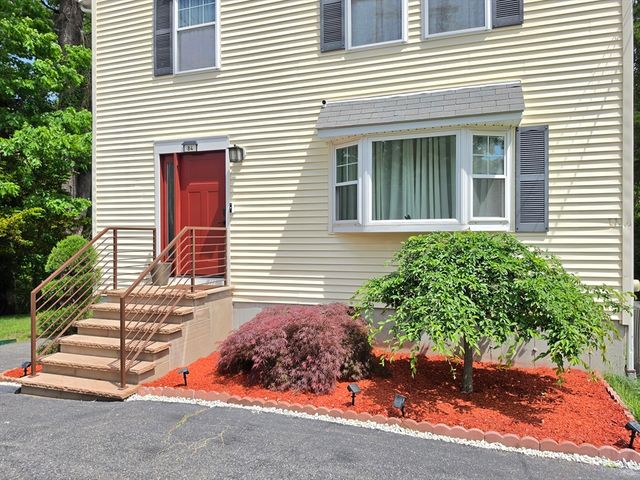 84 W Union St, Ashland, MA 01721