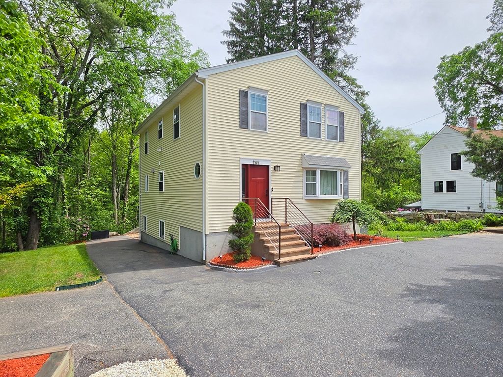 84 W Union St, Ashland, MA 01721