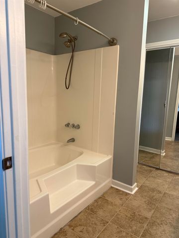 345 Robyn Street, Gray, LA 70359