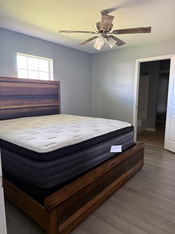 345 Robyn Street, Gray, LA 70359