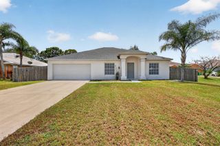 6115 NW Nolia Court, Port St. Lucie, FL 34983