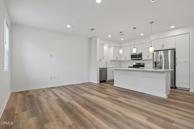 611 Winchester Drive, Oxnard, CA 93036