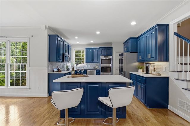 116 Royal Oaks Drive, Canton, GA 30115