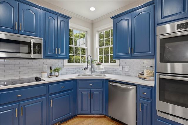 116 Royal Oaks Drive, Canton, GA 30115