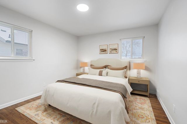 22411 Lanse Street, St Clair Shores, MI 48081