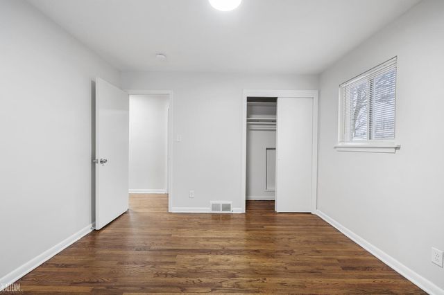 22411 Lanse Street, St Clair Shores, MI 48081