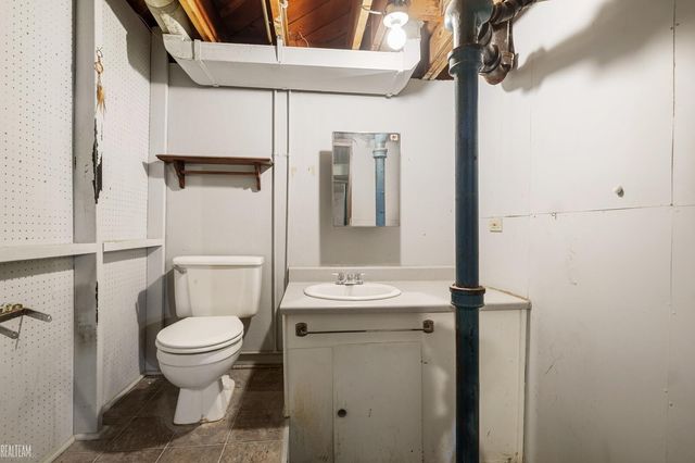 22411 Lanse Street, St Clair Shores, MI 48081