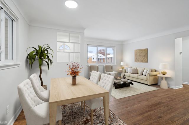 22411 Lanse Street, St Clair Shores, MI 48081