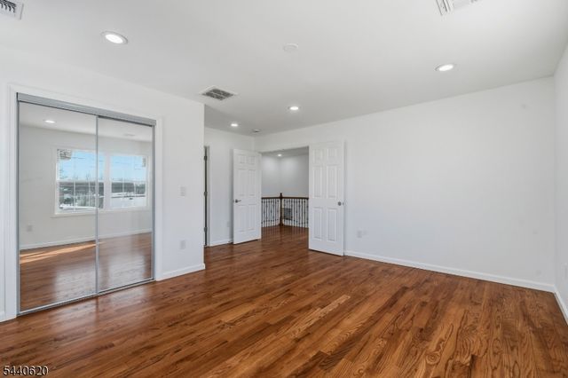 31 Davis Ave, Franklin Twp., NJ 08873