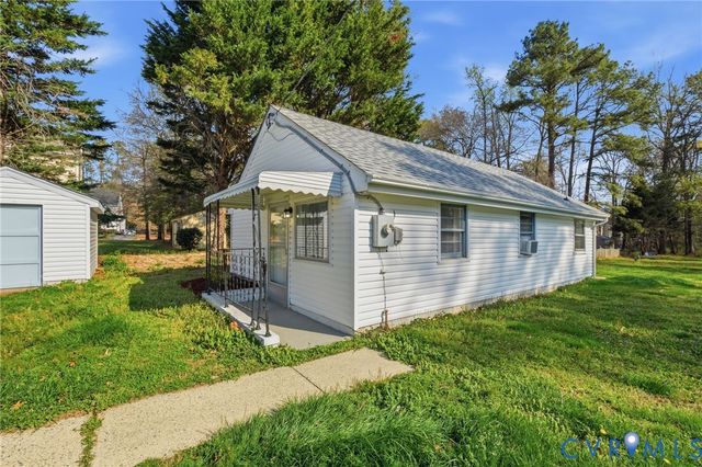 11014 Cedar Ln, Glen Allen, VA 23059