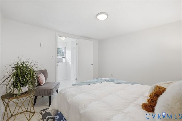 11014 Cedar Ln, Glen Allen, VA 23059