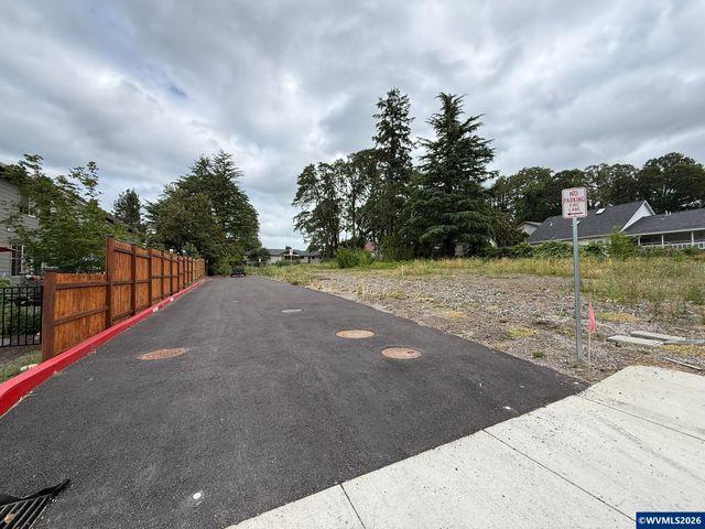 3112 SE Merlot Rd, Milwaukie, OR 97267