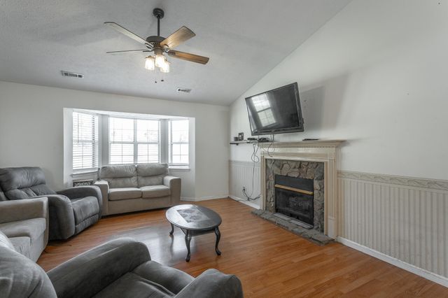 325 Glenda Lane, Ringgold, GA 30736