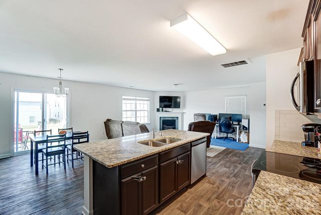 618 Bloomover Street, Concord, NC 28025