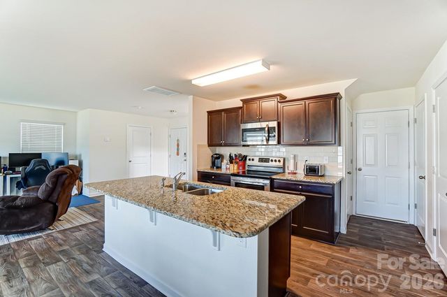 618 Bloomover Street, Concord, NC 28025