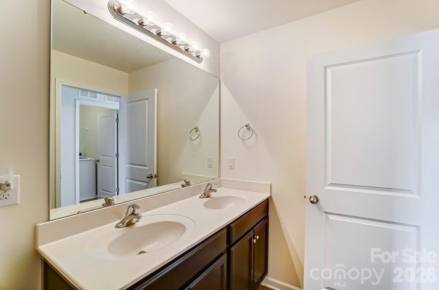 618 Bloomover Street, Concord, NC 28025