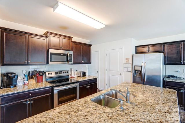 618 Bloomover Street, Concord, NC 28025