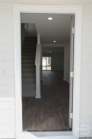 416 Coconut Drive, Bloomingdale, GA 31302