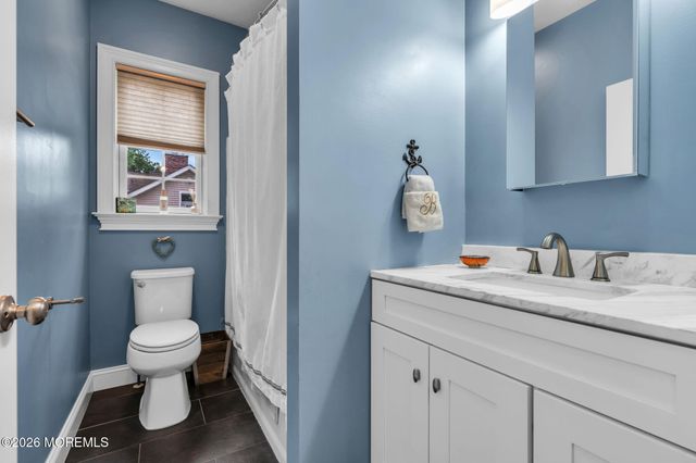 127 Oakland Avenue, Atlantic Highlands, NJ 07716