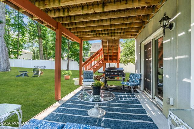 127 Oakland Avenue, Atlantic Highlands, NJ 07716