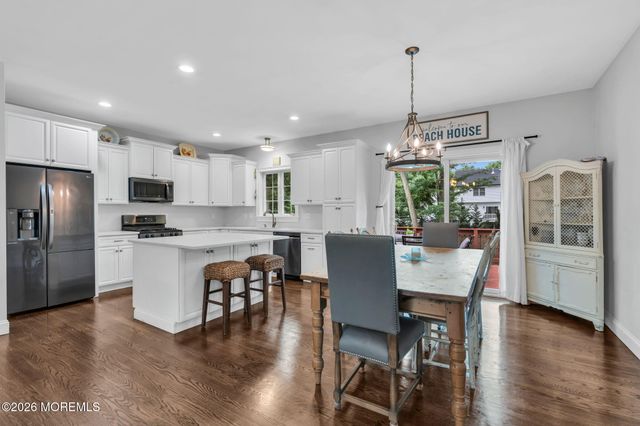 127 Oakland Avenue, Atlantic Highlands, NJ 07716