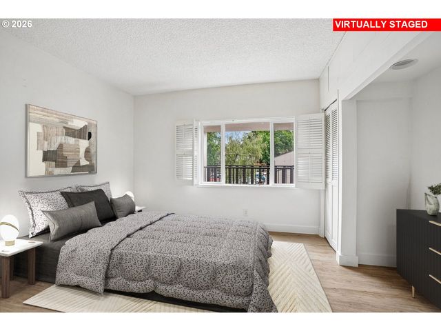 790 Se WEBBER St 310, Portland, OR 97202