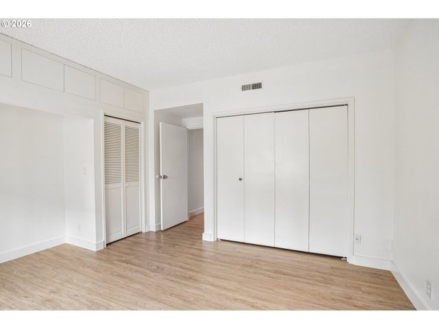 790 Se WEBBER St 310, Portland, OR 97202