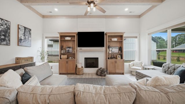 8189 Snowdrop Way, Ooltewah, TN 37363